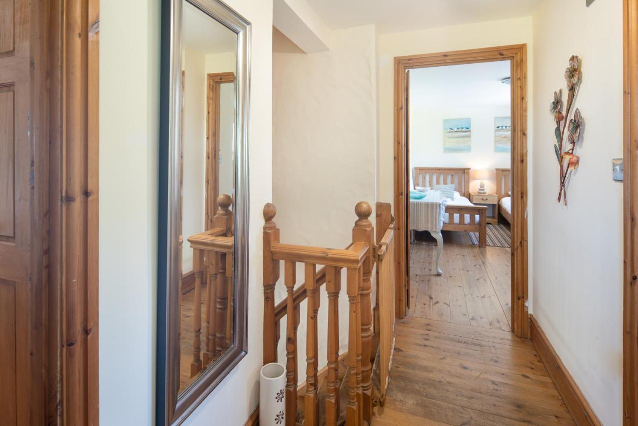 Wrth Y Nant Villa Saint Ishmaels  Exterior photo